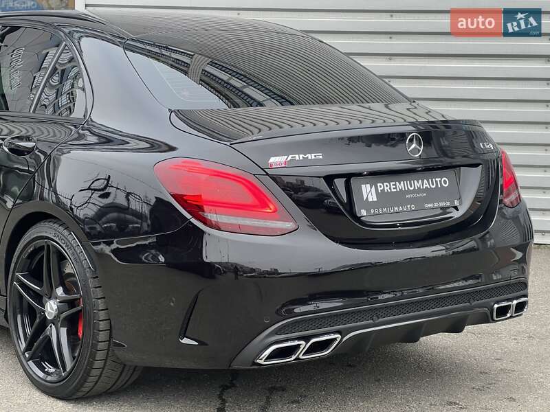 Седан Mercedes-Benz C-Class 2015 в Киеве