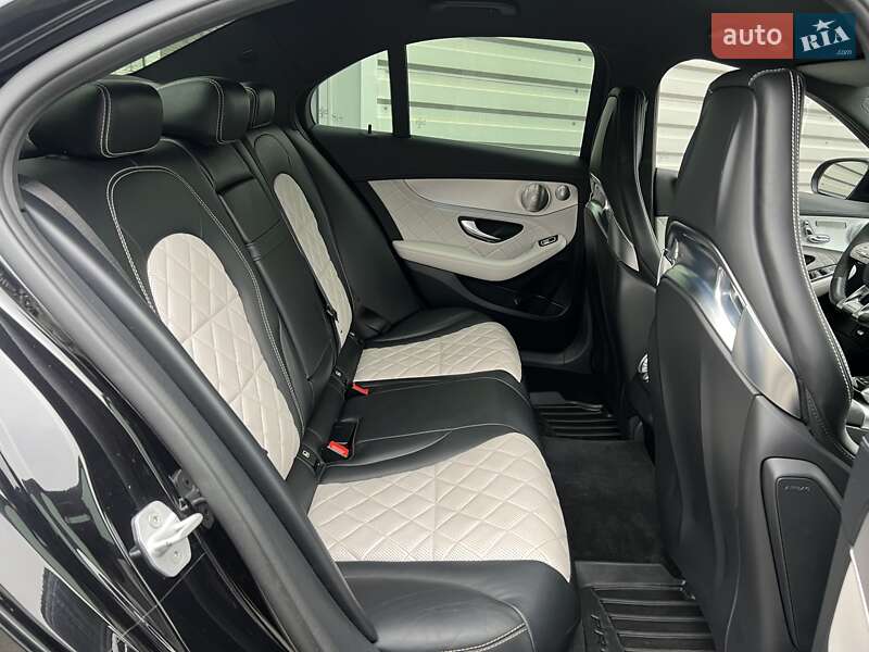 Седан Mercedes-Benz C-Class 2015 в Киеве