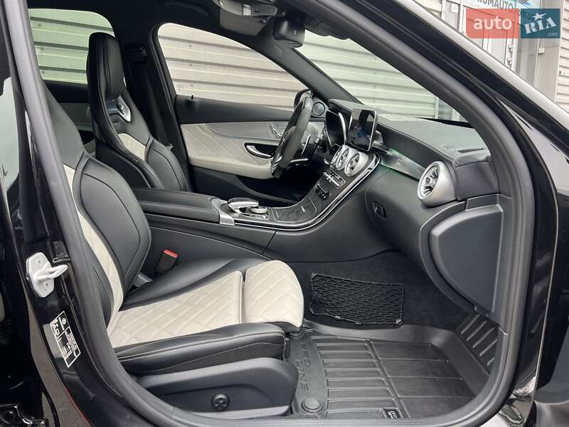 Седан Mercedes-Benz C-Class 2015 в Киеве