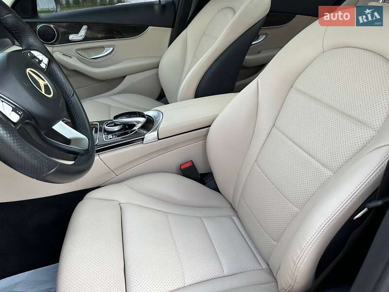 Седан Mercedes-Benz C-Class 2016 в Луцке фото 10 Седан Mercedes-Benz C-Class 2016 в Луцке