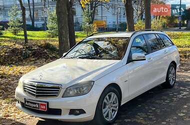Универсал Mercedes-Benz C-Class 2010 в Киеве