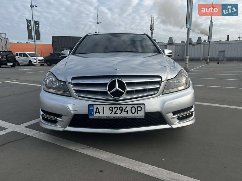 Седан Mercedes-Benz C-Class 2011 в Києві фото 3 Седан Mercedes-Benz C-Class 2011 в Києві