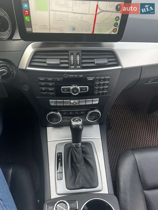Седан Mercedes-Benz C-Class 2011 в Києві фото 17 Седан Mercedes-Benz C-Class 2011 в Києві