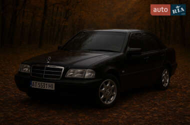 Седан Mercedes-Benz C-Class 1997 в Сторожинці