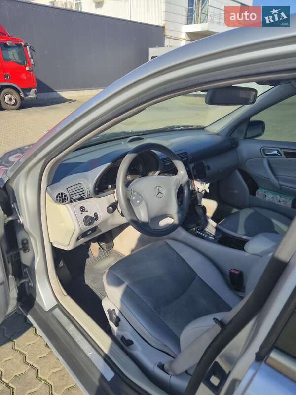 Седан Mercedes-Benz C-Class 2000 в Чорноморську