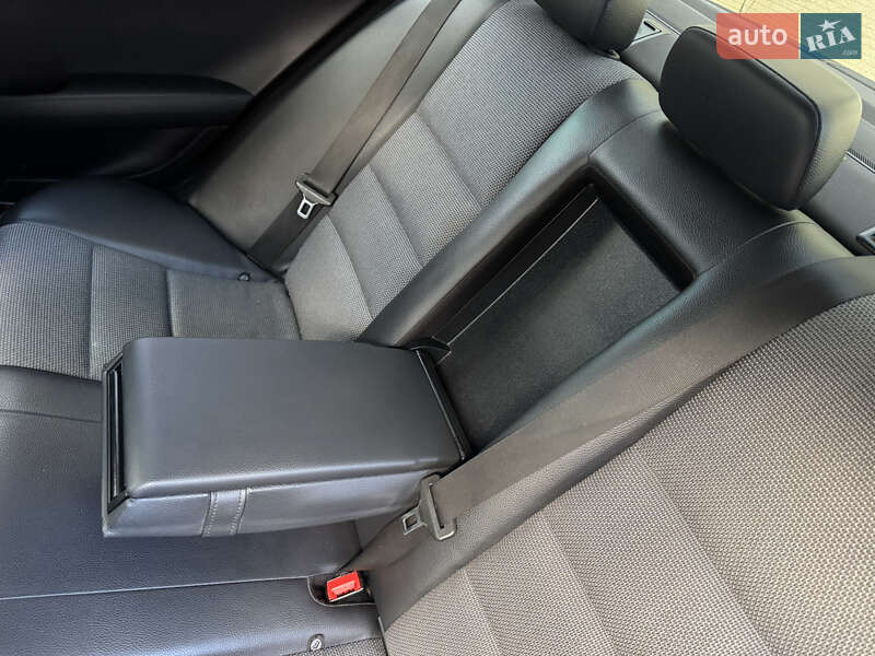 Седан Mercedes-Benz C-Class 2011 в Калинівці