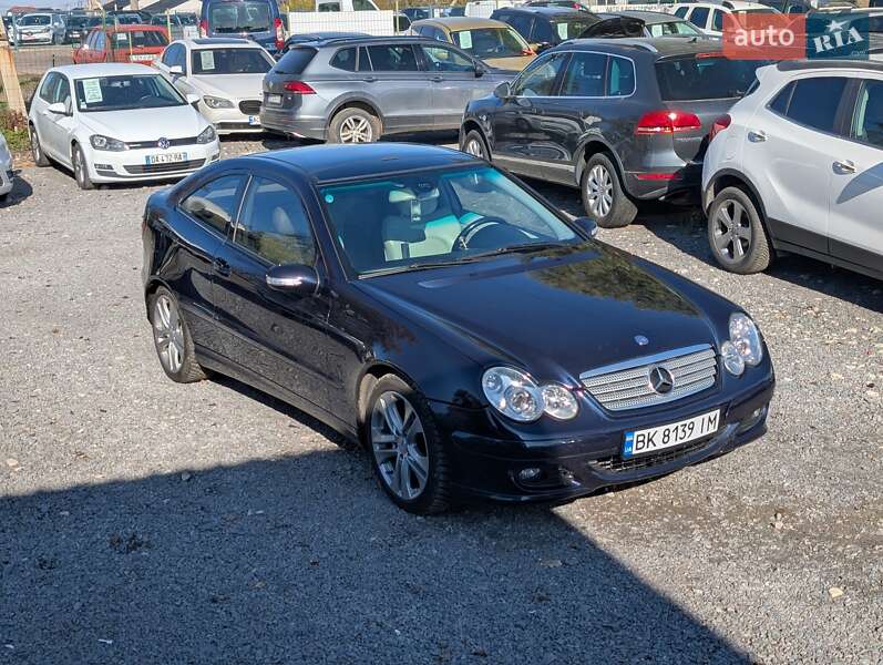 Купе Mercedes-Benz C-Class 2005 в Ровно