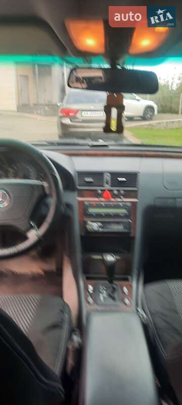 Седан Mercedes-Benz C-Class 1997 в Киеве фото 27 Седан Mercedes-Benz C-Class 1997 в Киеве