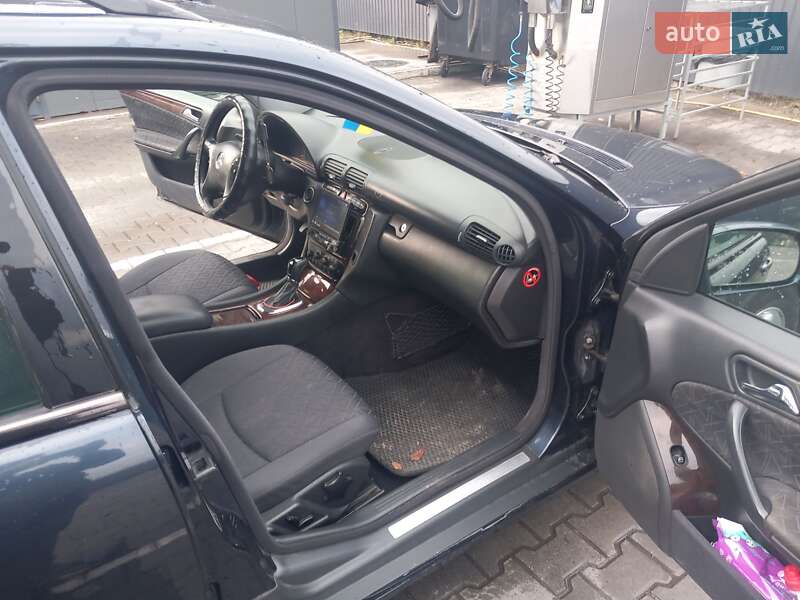 Універсал Mercedes-Benz C-Class 2002 в Луцьку