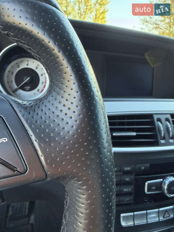 Седан Mercedes-Benz C-Class 2011 в Києві фото 13 Седан Mercedes-Benz C-Class 2011 в Києві