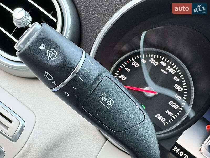 Седан Mercedes-Benz C-Class 2018 в Києві фото 41 Седан Mercedes-Benz C-Class 2018 в Києві
