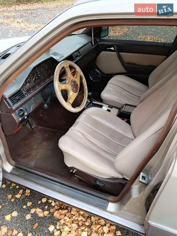 Седан Mercedes-Benz C-Class 1995 в Радомышле фото 2 Седан Mercedes-Benz C-Class 1995 в Радомышле