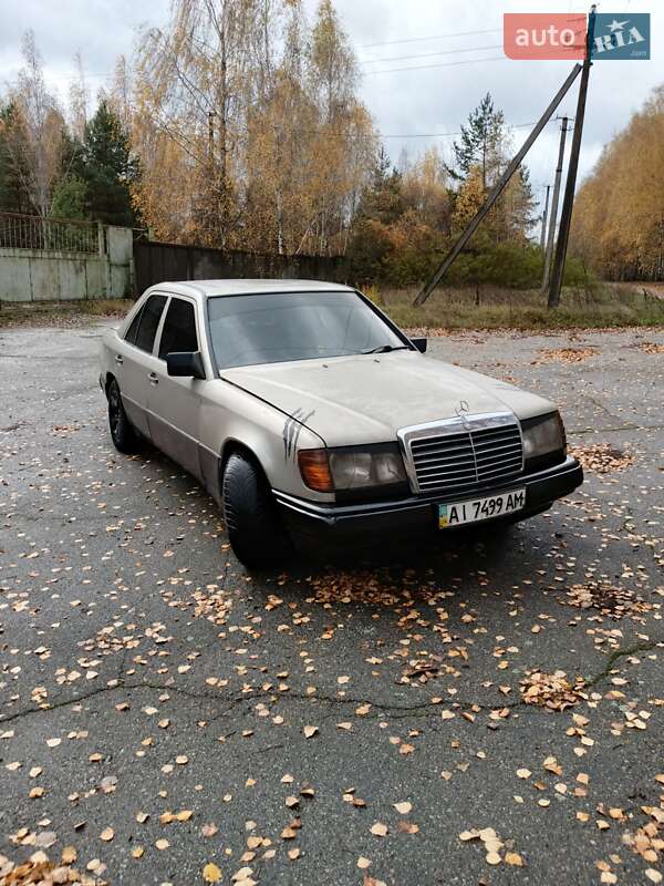 Седан Mercedes-Benz C-Class 1995 в Радомышле фото 3 Седан Mercedes-Benz C-Class 1995 в Радомышле