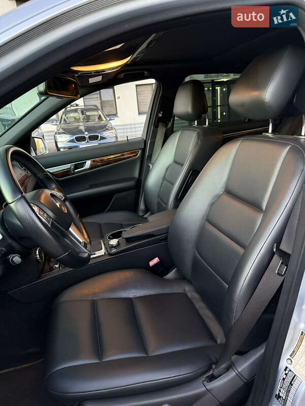 Седан Mercedes-Benz C-Class 2012 в Одесі