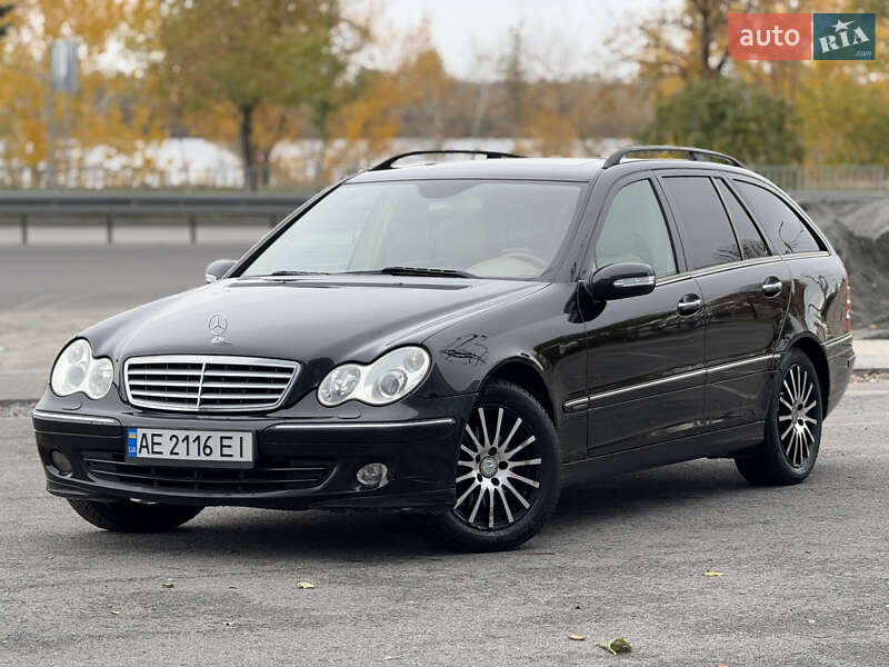 Універсал Mercedes-Benz C-Class 2005 в Дніпрі фото 2 Універсал Mercedes-Benz C-Class 2005 в Дніпрі