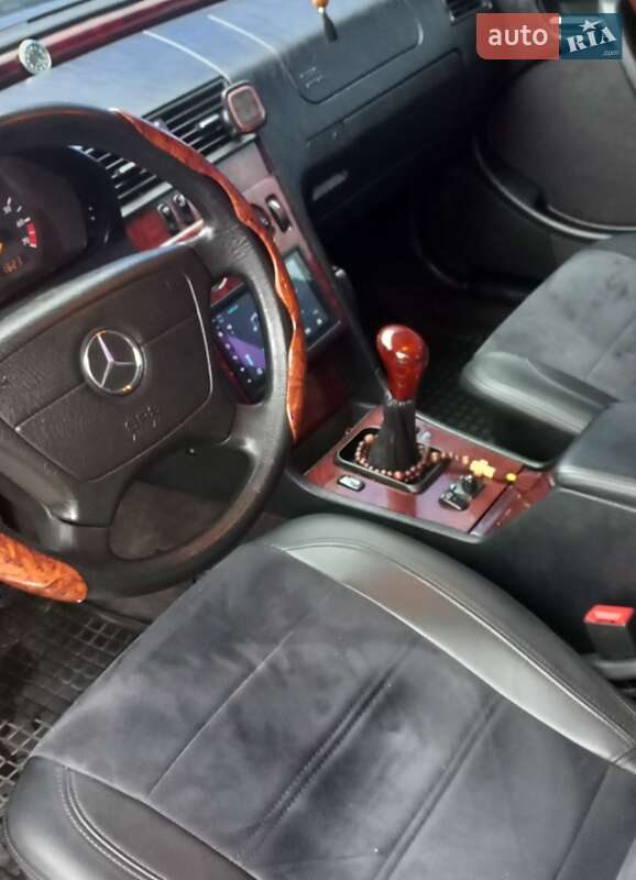 Седан Mercedes-Benz C-Class 1999 в Києві
