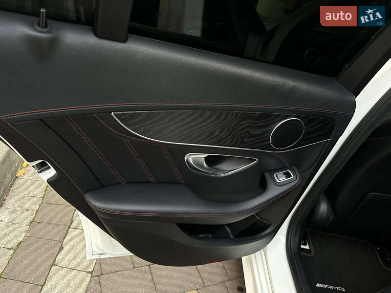 Седан Mercedes-Benz C-Class 2016 в Дрогобыче фото 99 Седан Mercedes-Benz C-Class 2016 в Дрогобыче