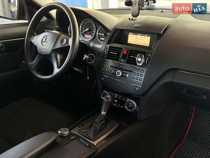 Седан Mercedes-Benz C-Class 2007 в Миколаєві фото 11 Седан Mercedes-Benz C-Class 2007 в Миколаєві