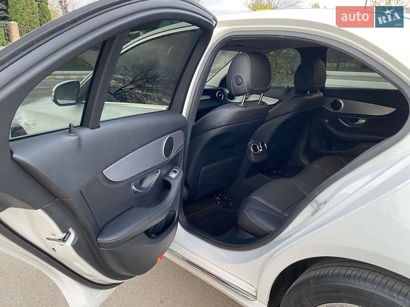 Седан Mercedes-Benz C-Class 2014 в Киеве