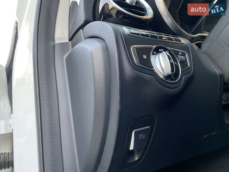 Седан Mercedes-Benz C-Class 2014 в Киеве