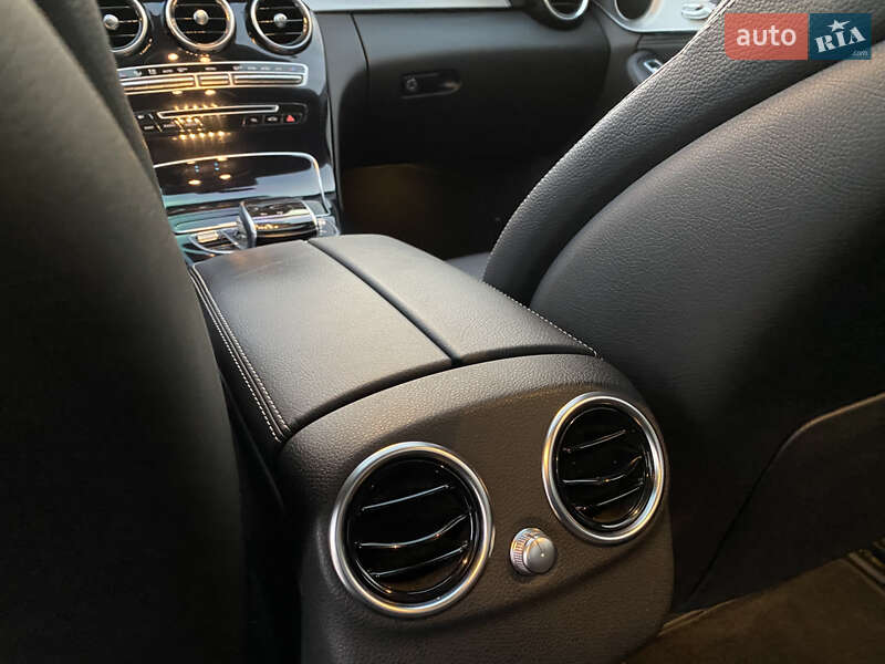 Седан Mercedes-Benz C-Class 2014 в Киеве