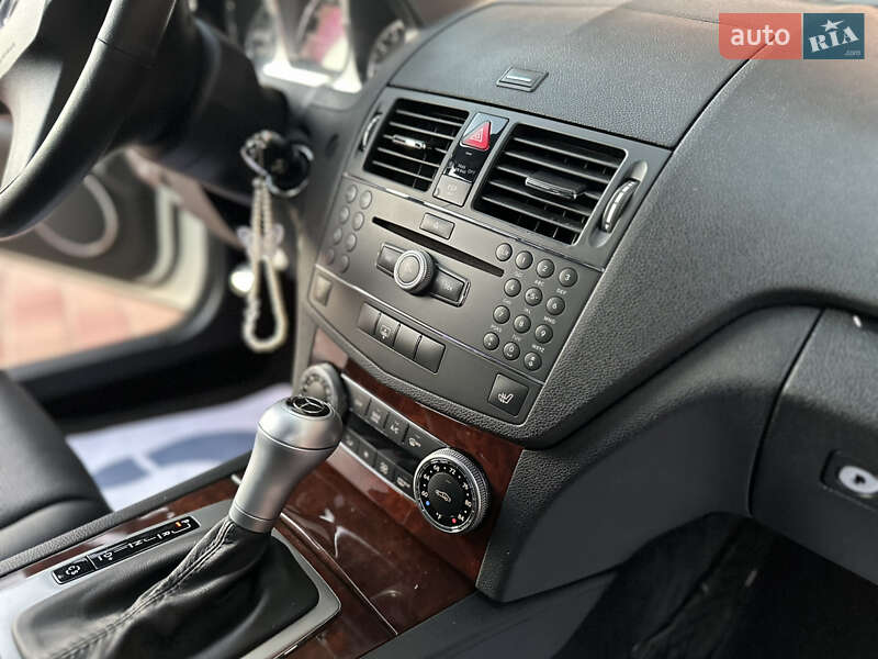 Седан Mercedes-Benz C-Class 2008 в Одесі фото 30 Седан Mercedes-Benz C-Class 2008 в Одесі