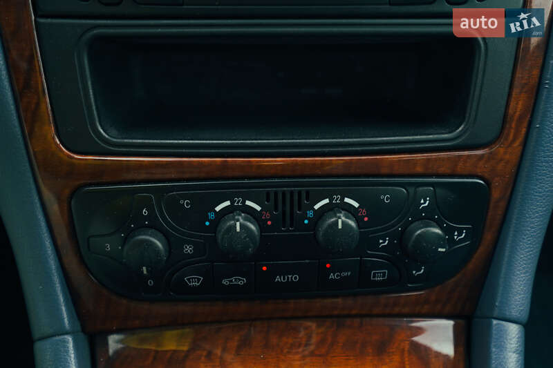 Седан Mercedes-Benz C-Class 2003 в Харкові фото 28 Седан Mercedes-Benz C-Class 2003 в Харкові