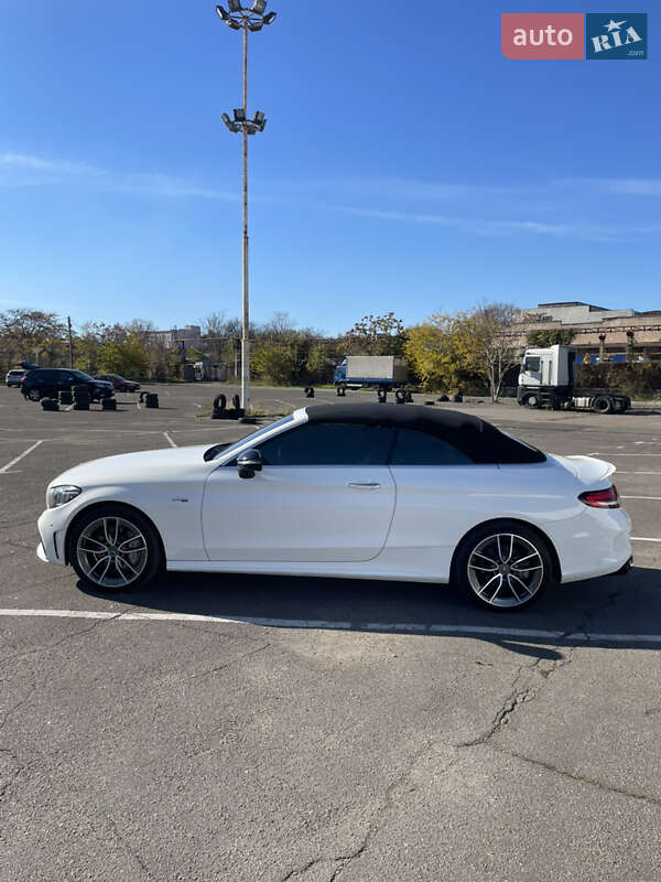 Кабриолет Mercedes-Benz C-Class 2018 в Одессе фото 13 Кабриолет Mercedes-Benz C-Class 2018 в Одессе