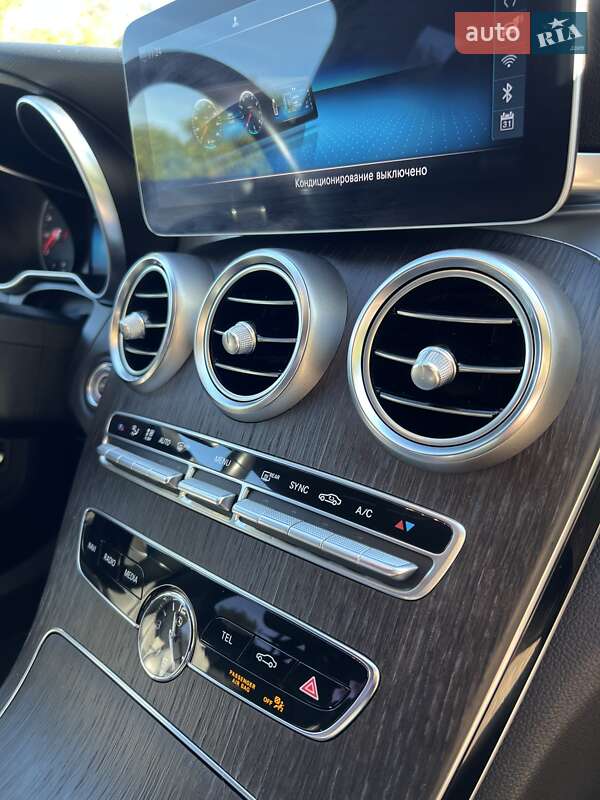 Седан Mercedes-Benz C-Class 2019 в Киеве фото 42 Седан Mercedes-Benz C-Class 2019 в Киеве