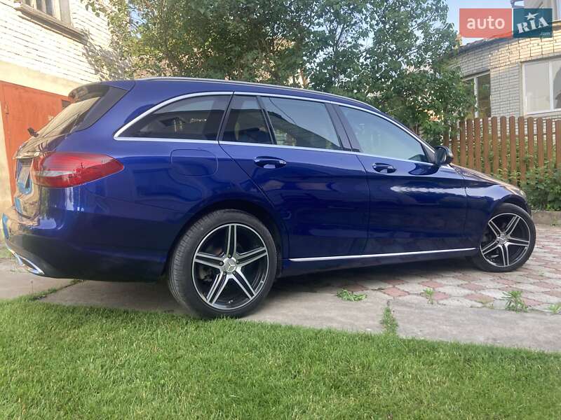 Универсал Mercedes-Benz C-Class 2017 в Николаеве фото 50 Универсал Mercedes-Benz C-Class 2017 в Николаеве