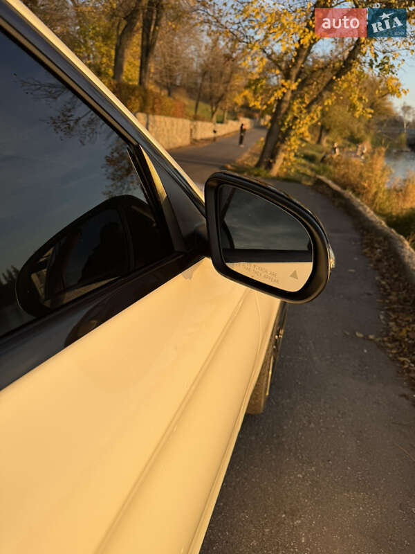Седан Mercedes-Benz C-Class 2016 в Кропивницькому
