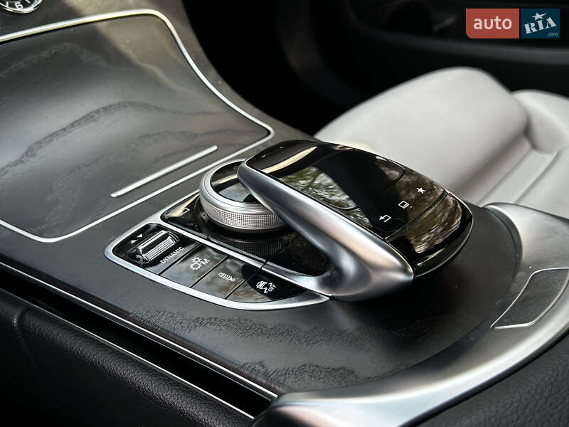 Седан Mercedes-Benz C-Class 2015 в Миколаєві