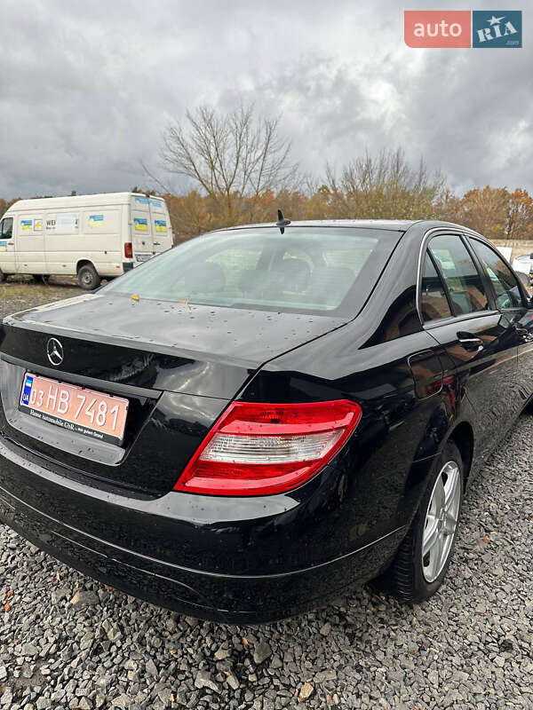 Седан Mercedes-Benz C-Class 2007 в Луцке фото 15 Седан Mercedes-Benz C-Class 2007 в Луцке