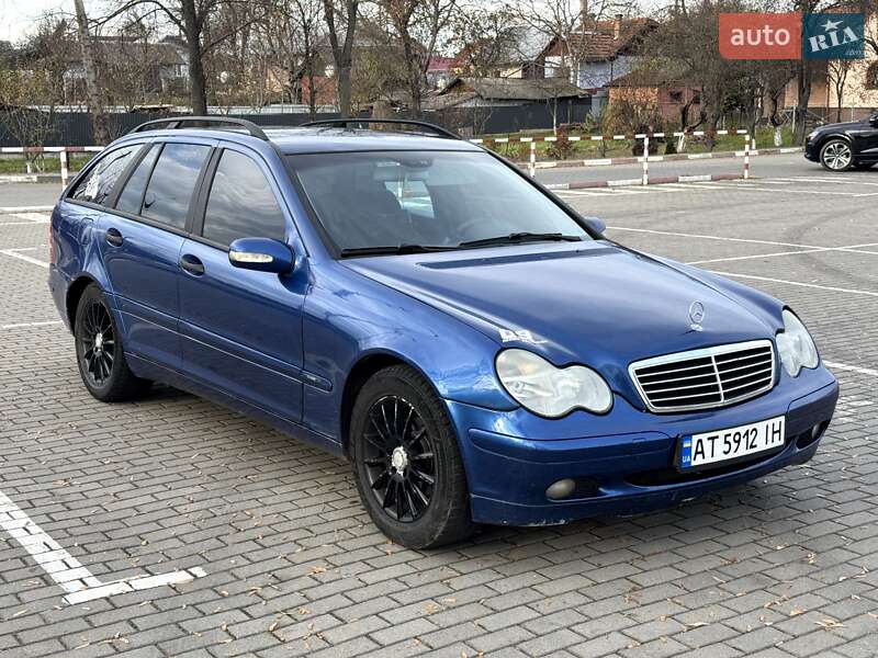Универсал Mercedes-Benz C-Class 2003 в Коломые