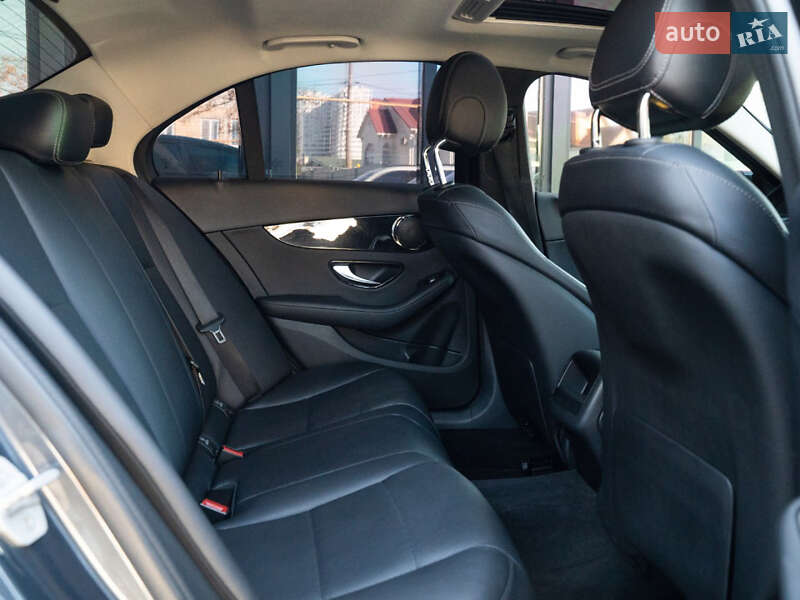 Седан Mercedes-Benz C-Class 2016 в Одессе фото 46 Седан Mercedes-Benz C-Class 2016 в Одессе