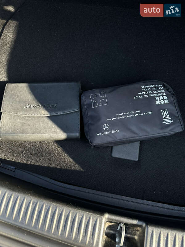 Седан Mercedes-Benz C-Class 2017 в Вишневом