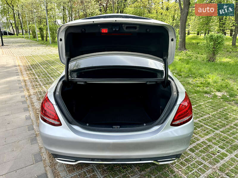 Седан Mercedes-Benz C-Class 2017 в Києві фото 8 Седан Mercedes-Benz C-Class 2017 в Києві