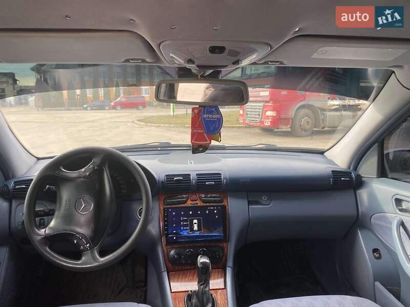 Седан Mercedes-Benz C-Class 2000 в Самборі