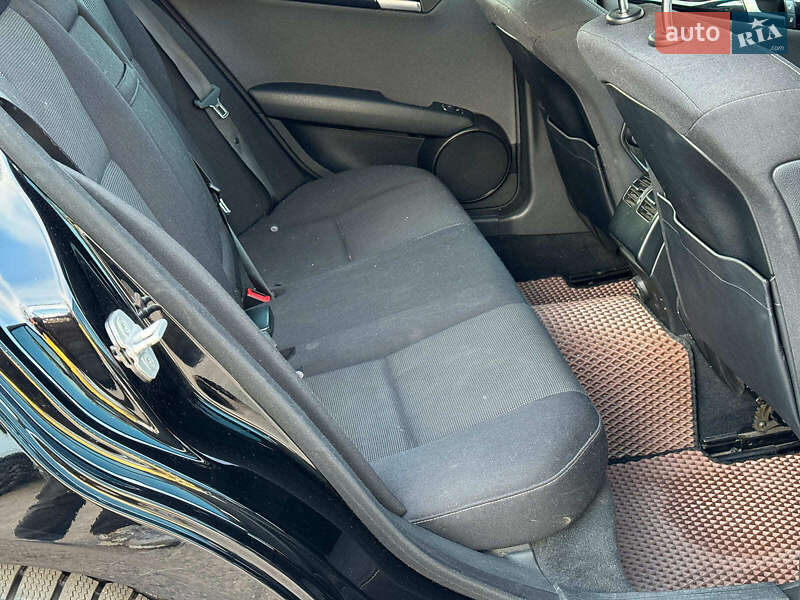 Универсал Mercedes-Benz C-Class 2012 в Одессе фото 20 Универсал Mercedes-Benz C-Class 2012 в Одессе