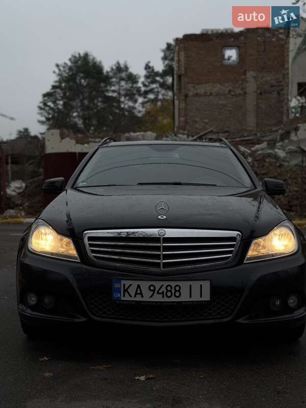 Mercedes-Benz C-Class 2013