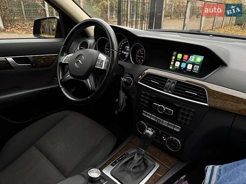Універсал Mercedes-Benz C-Class 2013 в Ірпені фото 9 Універсал Mercedes-Benz C-Class 2013 в Ірпені