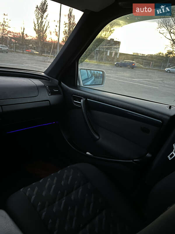 Універсал Mercedes-Benz C-Class 2000 в Дніпрі фото 17 Універсал Mercedes-Benz C-Class 2000 в Дніпрі