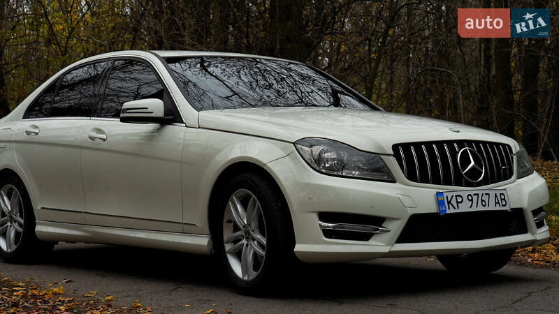 Седан Mercedes-Benz C-Class 2011 в Запорожье