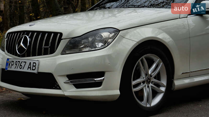 Седан Mercedes-Benz C-Class 2011 в Запорожье