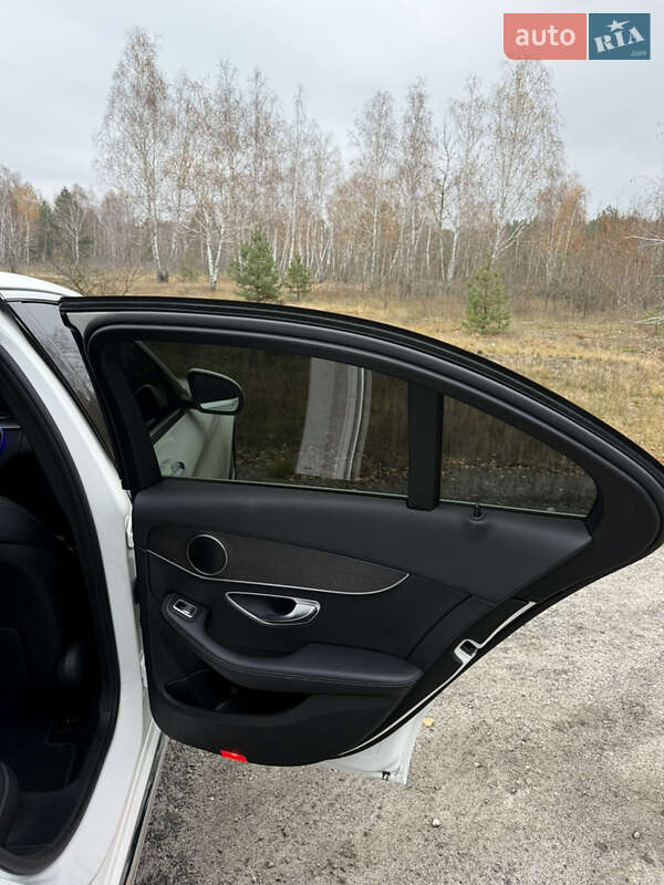 Седан Mercedes-Benz C-Class 2018 в Киеве фото 14 Седан Mercedes-Benz C-Class 2018 в Киеве