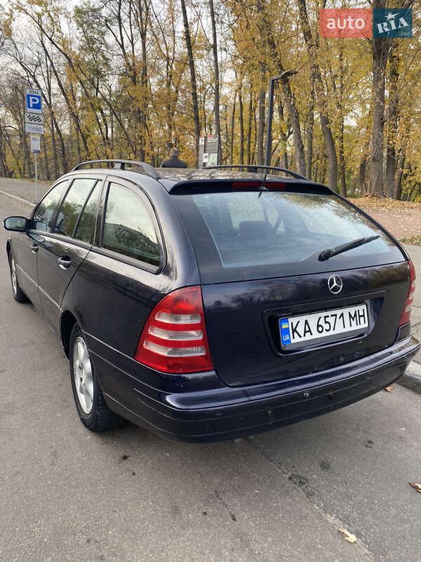 Універсал Mercedes-Benz C-Class 2003 в Києві