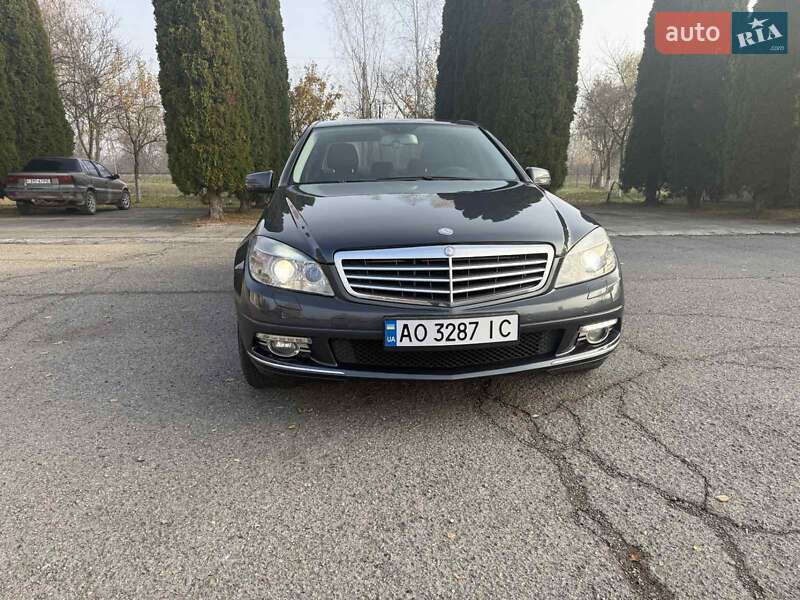 Седан Mercedes-Benz C-Class 2009 в Сокирнице фото 9 Седан Mercedes-Benz C-Class 2009 в Сокирнице