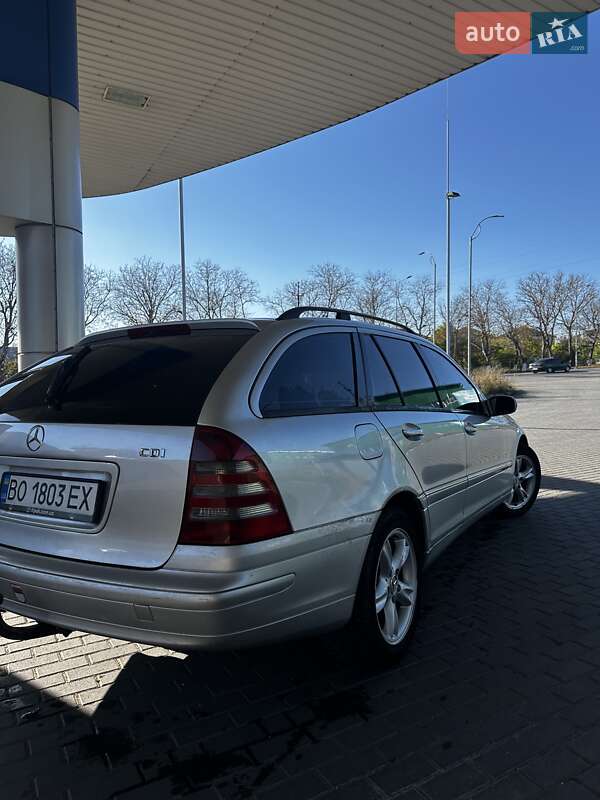 Універсал Mercedes-Benz C-Class 2002 в Заліщиках фото 5 Універсал Mercedes-Benz C-Class 2002 в Заліщиках