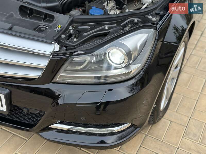 Седан Mercedes-Benz C-Class 2013 в Одесі фото 71 Седан Mercedes-Benz C-Class 2013 в Одесі
