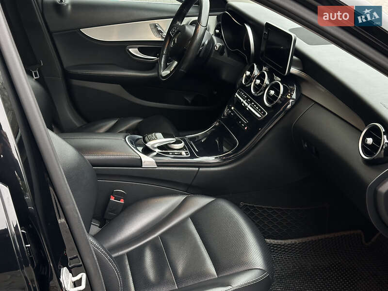 Седан Mercedes-Benz C-Class 2014 в Вінниці